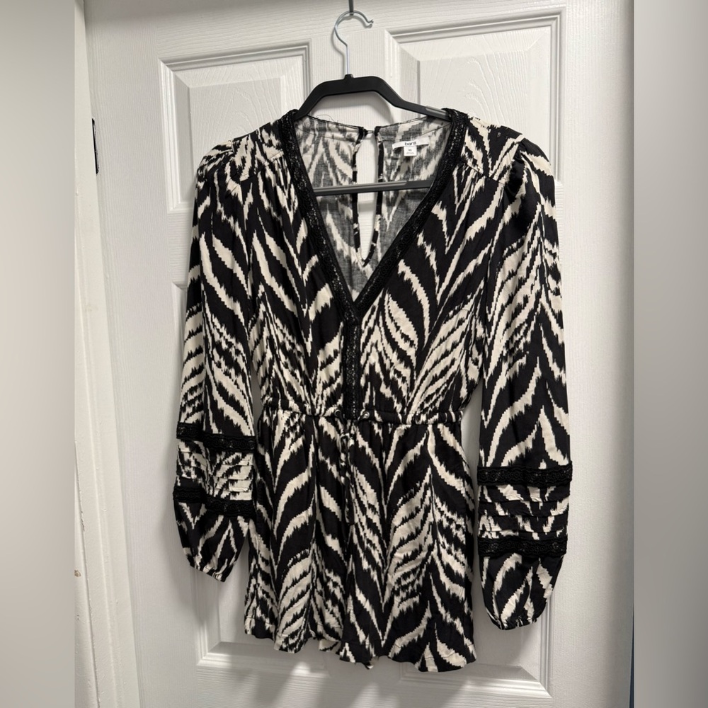 Bar III - Women's - Black and White - Romper - XS